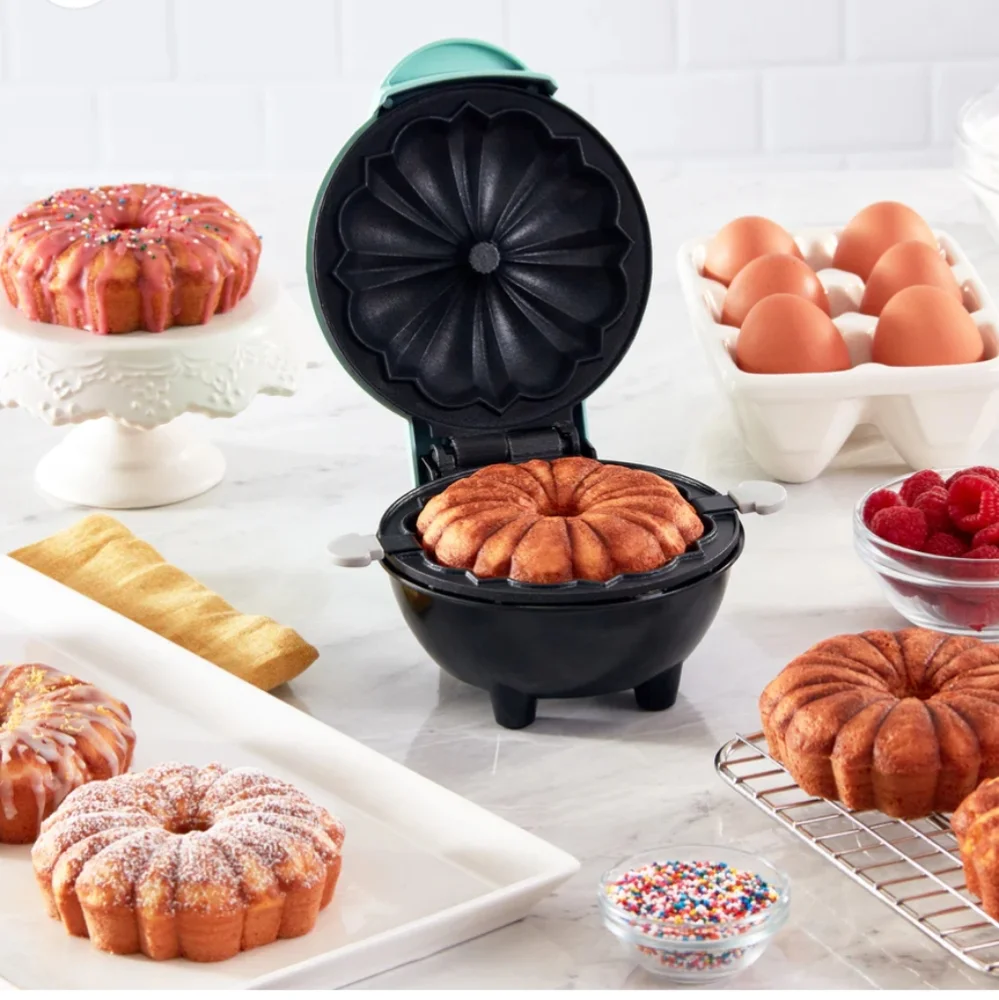 NIB Various NEVER Used Minis, Bundt, Pizzelle, & Waffle